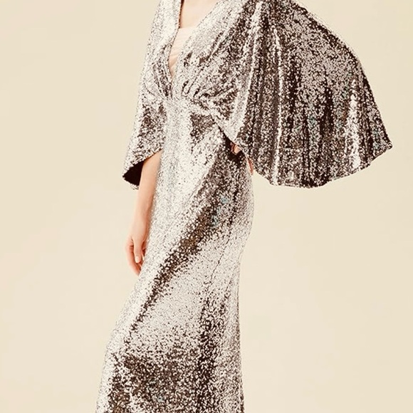 Babeyond Dresses & Skirts - 🫦⚪️🫦• 🌹 Babeyond x Steal The Show Vibes 🌹• 🧚🏻🫦🧚🏻